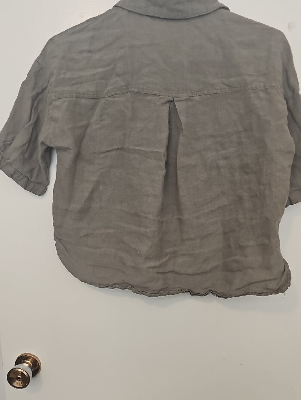 Mod Ref Gray Button-Front Linen Blouse - Picture 4 of 5